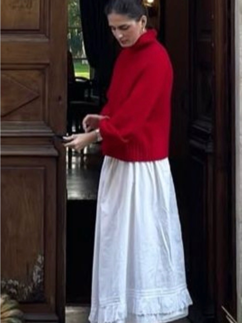 Red Cashmere Sweater - Picture 5 of 5